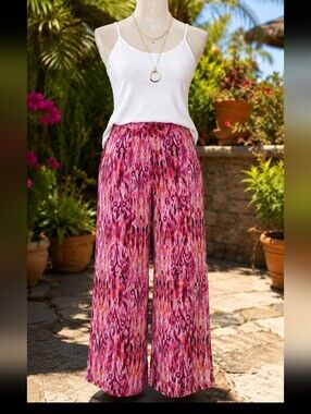 **Women’s Pink Printed Wide-Leg Pants Inseam 29" Waist 24